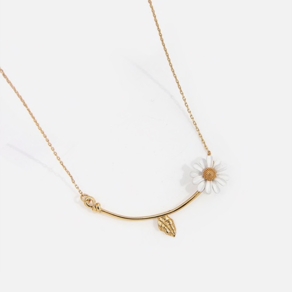 Korean style small Daisy Flower Necklace - Picture 4 of 6